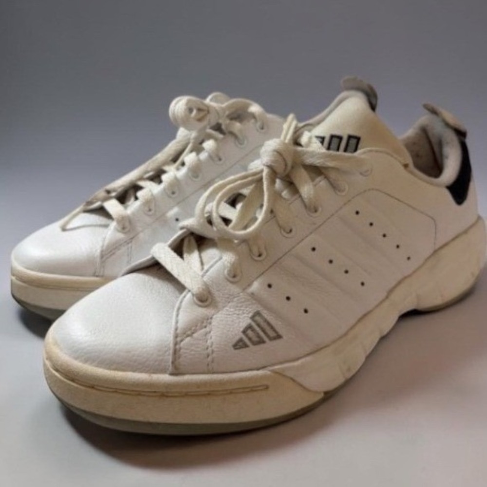 Adidas Traxion Golf Shoes White Navy Blue Leather Cleated Women's 9.5